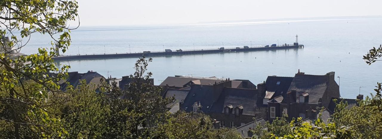 Port De La Houle - Beau 3 Pieces Classe 3 Etoiles Avec Garage Prive Cancale Eksteriør bilde